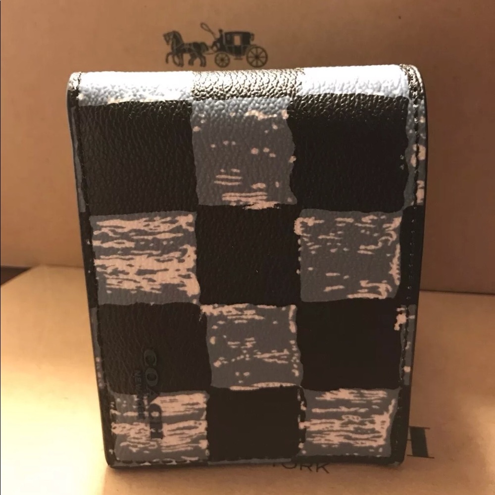 Men’s coach wallet